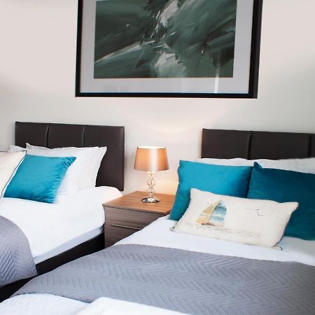 הוילה קטרינג East Midland House Free Private Parking Fast Wifi Smart Tv With Garden מראה חיצוני תמונה